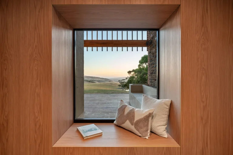 Ponderosa - ‘Classic American Oak’